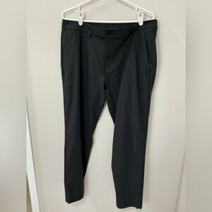 Lululemon Commission Pant Classic Warpstreme size 33 in black